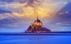 Мон-Сен-Мишель — «крепость веры» в зыбучих песках Нормандии