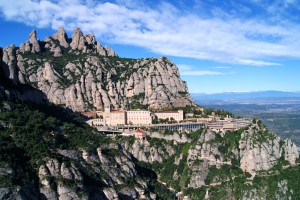 Замечательные места Каталонии –  Жирона, Ллорет-де-мар, Тосса-де-Мар и Монтсеррат