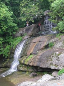 Один из самых высоких водопадов в парке