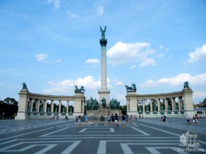 Площадь героев - символ тысячелетия Венгрии