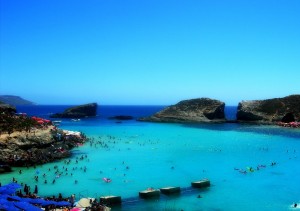 Излюбленное место для купания на Мальте - "Голубая лагуна"