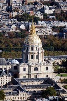 Дом Инвалидов в Париже. Вид с Эйфелевой башни (Париж)