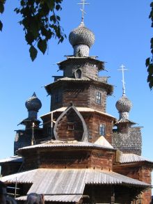 Экспонат музея деревянного зодчества в Суздале (Золотое Кольцо России)