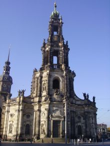 Кафедральный собор в Дрездене при дворце Цвингер