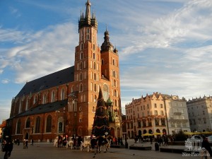 Базилика Св. Марии (Мариацкий костел) на площади Рынок (Польша)
