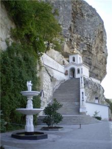 Успенский монастырь. Главная лестница к церкви