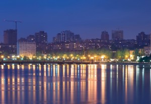 Донецк в вечерних огнях (Донецк и область)