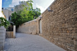 Улочка в Старом Яффо (Израиль)
