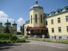 Золочев. Василианский монастырь