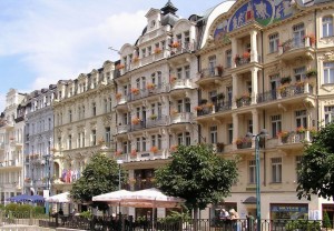 Архитектура Карловых Вар - самого популярного курорта Чехии