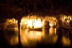 Пещера Драк - одна из самых таинственных пещер Майорки