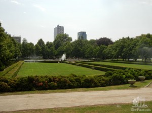 Парк при мед. университете Братиславы - умиротворенное место среди большого города