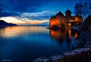 Женевское озеро, Шильонский замок (Ch&#226;teau De Chillon), ночная съемка