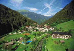 Знаменитый альпийский курорт Бад-Гаштайн (Bad Gastein) (Австрия)