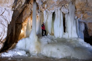 Ледяная пещера Айсхёле горного массива Дахштайн (Dachstein)  (Австрия)