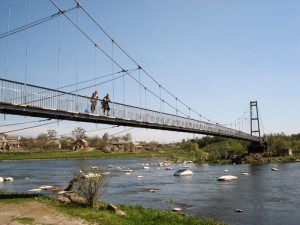 Богуславский "мост любви"