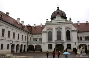 Замок  Гёдёллё (G&#246;d&#246;ll&#337;) - резиденция Габсбургов
