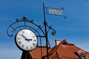 Старое немецкое название города Зеленоградск - Kranz. Такие часы стоят в центральной части города прямо на улице.