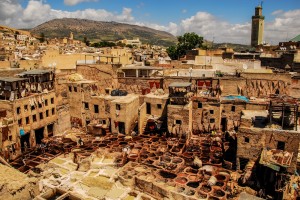 Марокко, Фес, цех по выделке кожи под открытым небом (Марокко)