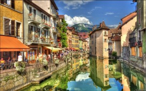 Живописные кадры городка Анси (Франция)