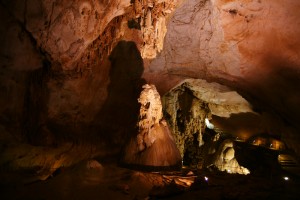 Красота и величественность пещеры Эмине-баир-хосар