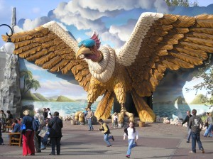 Огромная птица в тематическом парке Эфтелинг, Голландия (Голландия)