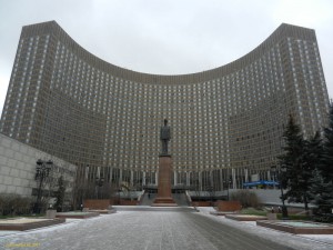 Гостиничный комплекс "КОСМОС" в Москве.