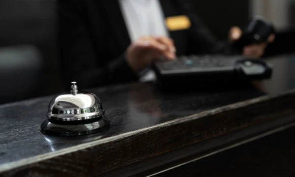 Самостоятельным туристам сложно вернуть деньги за бронь отеля в ОАЭ Самостоятельным туристам сложно вернуть деньги за бронь отеля в ОАЭ