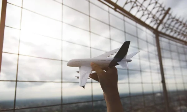 Израильская EL AL продлила отмену рейсов в Москву Израильская EL AL продлила отмену рейсов в Москву