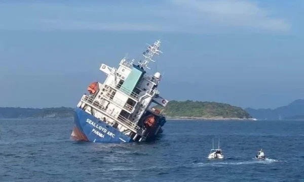 Мазут на Пхукете: туристы рассказали об обстановке на пляжах Мазут на Пхукете: туристы рассказали об обстановке на пляжах