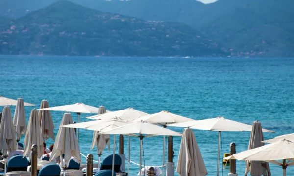 Турагентство выплатит туристке 90 тысяч рублей за недостоверные данные об отеле Турагентство выплатит туристке 90 тысяч рублей за недостоверные данные об отеле