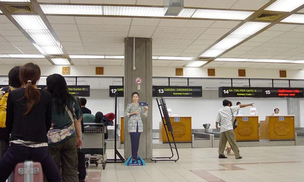 Эхо Ближнего Востока: туристам с Бали пришлось лететь в Тбилиси вместо Москвы Эхо Ближнего Востока: туристам с Бали пришлось лететь в Тбилиси вместо Москвы