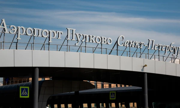 В Пулково из-за «ковра» отменили почти два десятка вылетов В Пулково из-за «ковра» отменили почти два десятка вылетов