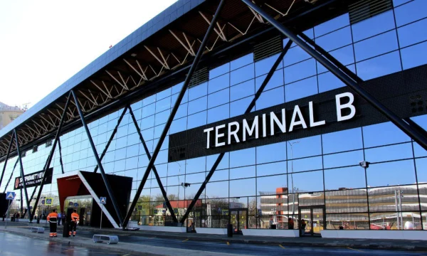 Из Питера до Москвы пассажиры из-за «ковра» летели 5 часов Из Питера до Москвы пассажиры из-за «ковра» летели 5 часов