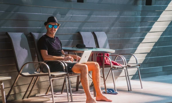 Грузия начнет выдавать иностранцам визы «цифровых кочевников» Грузия начнет выдавать иностранцам визы «цифровых кочевников»