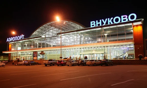 Turkish Airlines отправит туристов в Турцию с 22-часовой задержкой из-за «ковра» в Москве Turkish Airlines отправит туристов в Турцию с 22-часовой задержкой из-за «ковра» в Москве