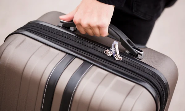 Полицейские забрали 10 миллионов рублей из багажа пассажиров и получили 7 лет тюрьмы Полицейские забрали 10 миллионов рублей из багажа пассажиров и получили 7 лет тюрьмы