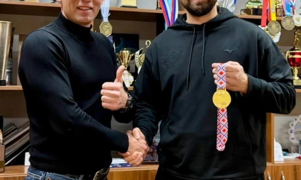 Крымская спортивная общественность приветствует Максима Рудного на полуострове Крымская спортивная общественность приветствует Максима Рудного на полуострове